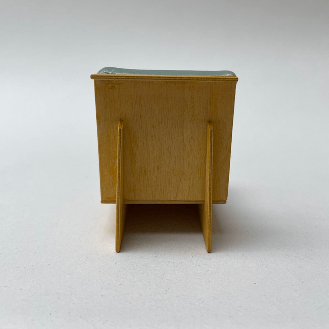Usonian Chair