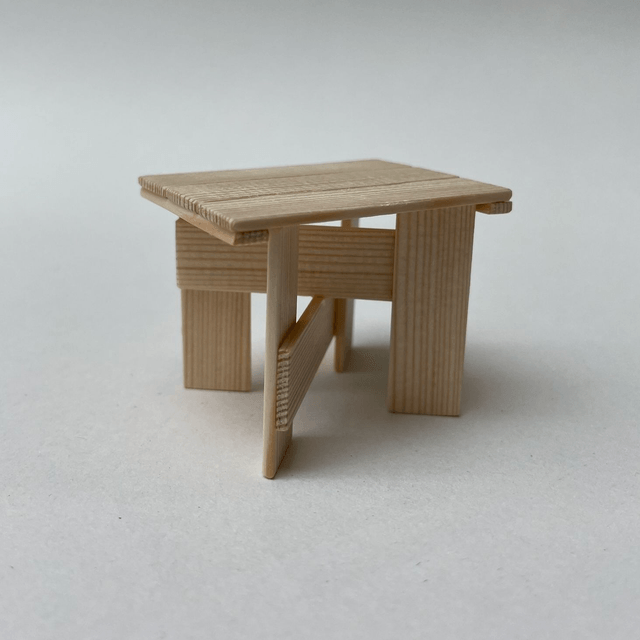 Crate Table